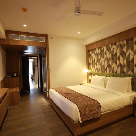 Mandarin Sky Cananor Exterior foto