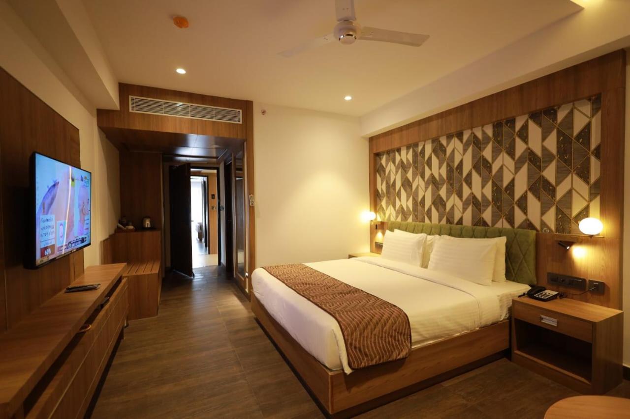 Mandarin Sky Cananor Exterior foto